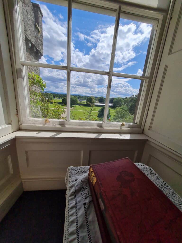 Interior del castillo de Malahide de Dublin.